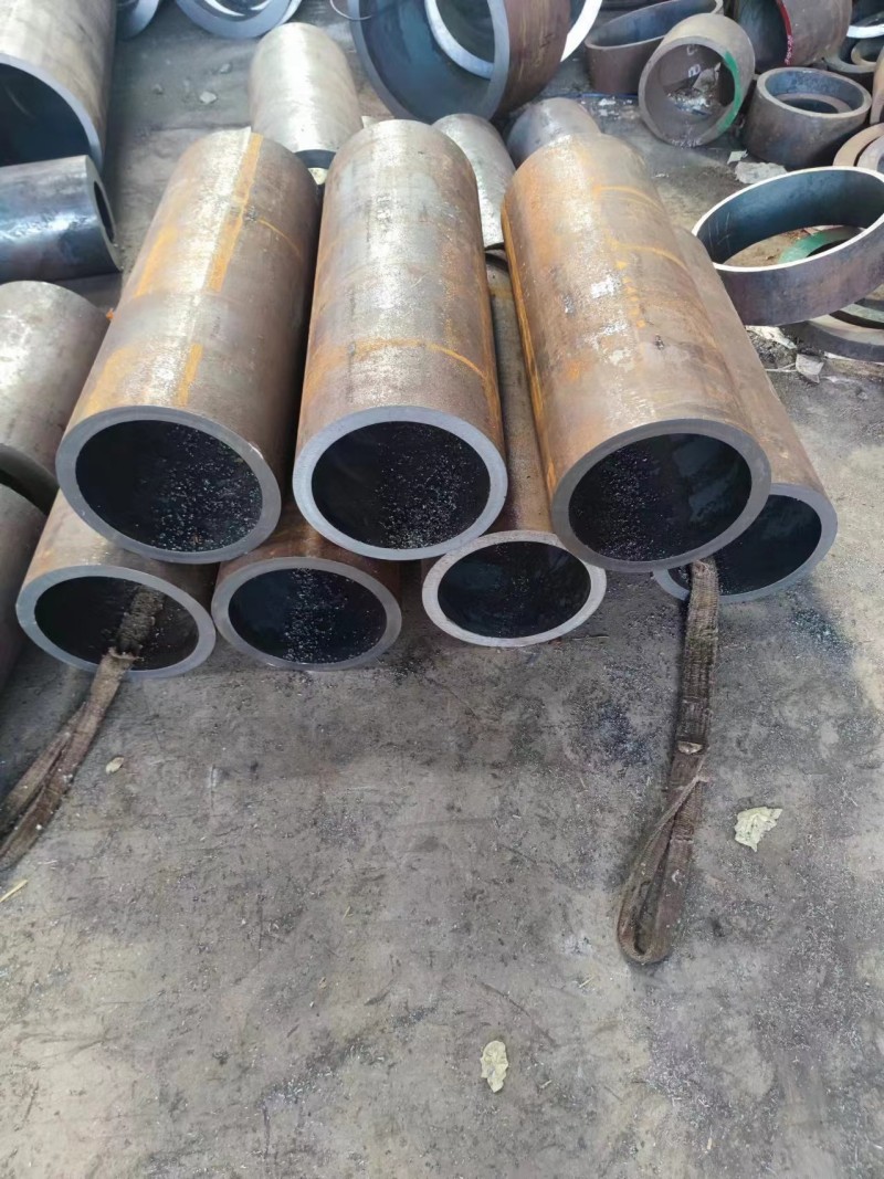 西宁西宁西宁12Cr1MovG无缝钢管切割